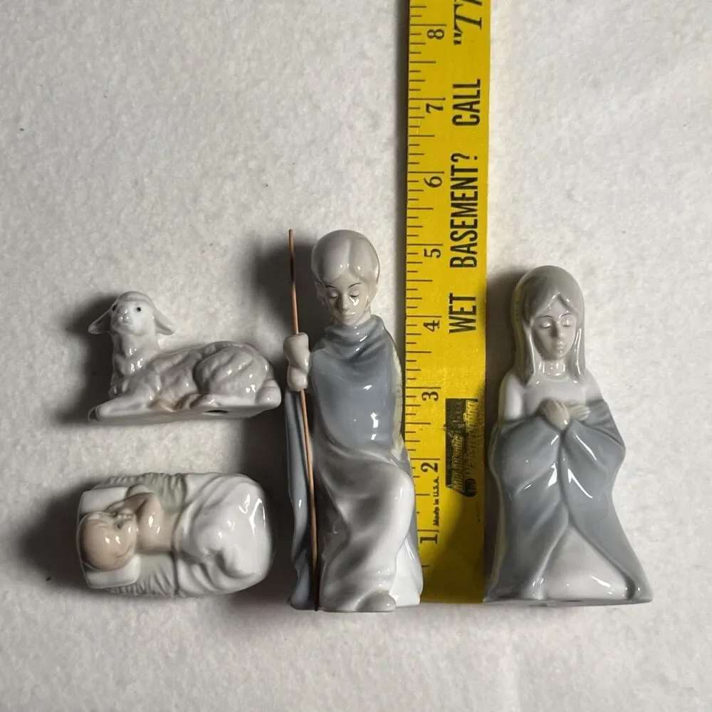 Hans Schirmer Mary Joseph Baby Jesus figurines porcelain Excellent Condition 60s
